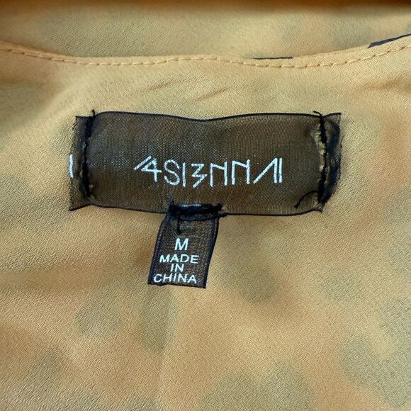 4 Sienna gold silky fabric cheetah print boho flowy camisole top M - Picture 10 of 10